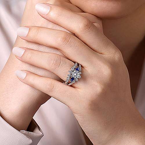 Sapphire Side Stones Three Stone Engagement Ring With Center Diamond at USD  900 / Piece in Mumbai